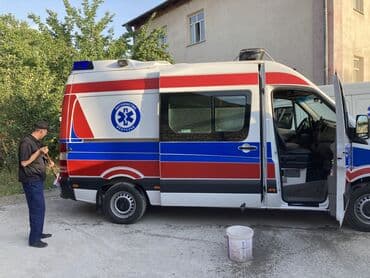 водитель экскаватор: В службу скорой медицинской помощи требуется водители. Обязанности  — 4