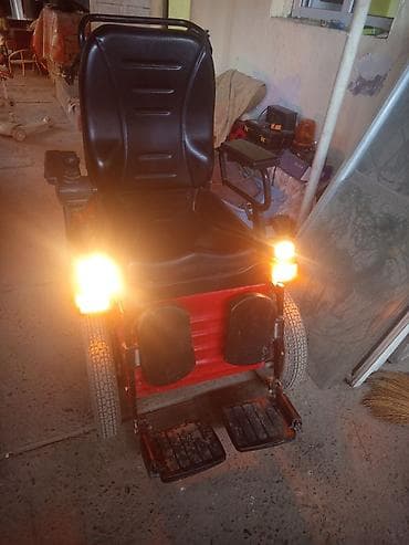 индвалидный коляска: Электроколяска Invacare G40 - Управление джойстиком на подлокотнике — 3