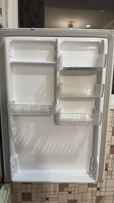 Морозильники: Холодильник LG, Б/у, Двухкамерный, De frost (капельный), 55 * 150 * 40 — 3