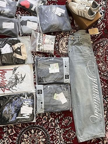 bootcut jeans: Свободные джинсы карго-стайл с широким прямым кроем и эффектом варки — 8