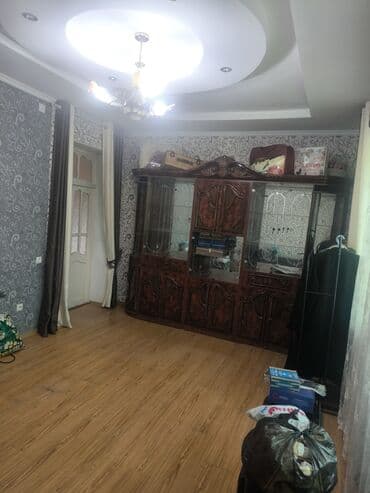 недвижимости: Үй, 250 кв. м, 8 бөлмө, Менчик ээси, Евро оңдоо — 10