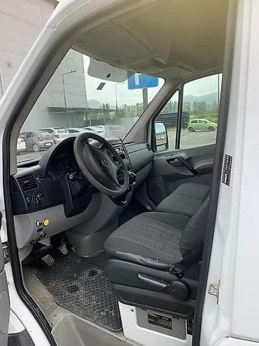 борт от спринтера: Mercedes-Benz Sprinter, белый фургон/цельнометаллический микроавтобус — 10