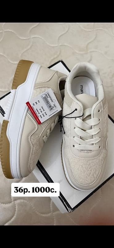 обувь адидас: Детская спортивная обувь Adidas Модели: - Черные сандалии с — 7