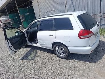 Транспорт: Nissan Wingroad: 2001 г., 1.5 л, Автомат, Бензин, Универсал — 2
