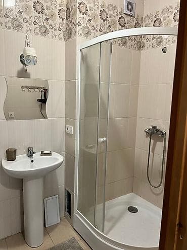 клубный дом: 2 комнаты, 39 м², Элитка, Цокольный этаж этаж, Евроремонт — 2