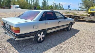 продаю домкрат: Audi 100: 1986 г., 2.2 л, Механика, Бензин, Седан — 7