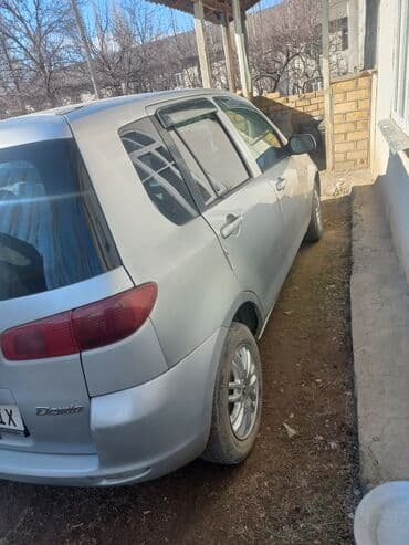 demio: Mazda Demio: 2002 г., 1.3 л, Автомат, Бензин, Фургон — 4