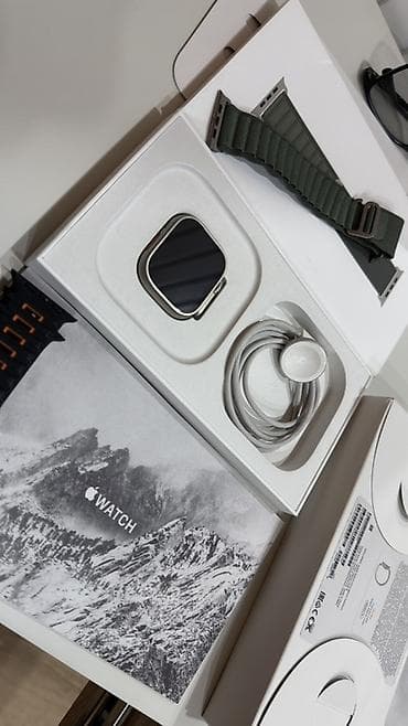 Apple Watch Ultra — комплект. Состояние идеальный. - Корпус: титан