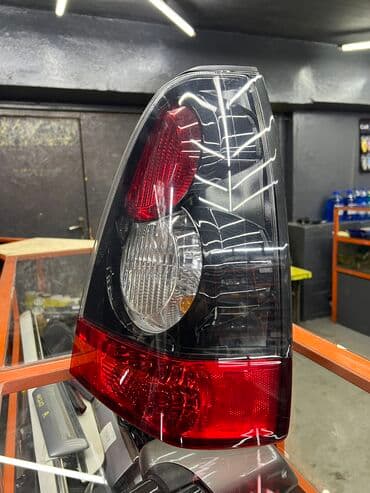 дополнительное освещение на авто: Задний правый стоп-сигнал Subaru Б/у, Оригинал, Япония — 2