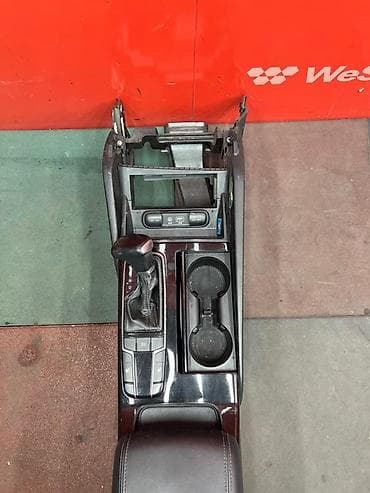 s7 fe: Консоль центральная Kia K7 YG L6DB 2018 (б/у) — — — — — WeStock — 6