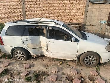 бампер 210 универсал: Toyota Corolla: 2001 г., 1.5 л, Автомат, Бензин, Универсал — 5