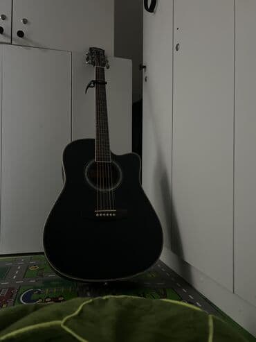 музыкальные инструмент: Продаю Гитару как новый Купил Месяц назад новый сам играл В комплекте — 4