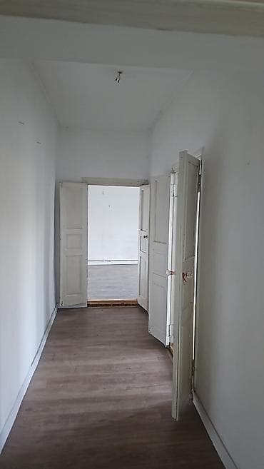 срочно нужны денги: 💎СРОЧНО ПРОДАЕТСЯ ДОМ 🏢Комнат: 5 📍Район: Авторынок 📊Состояние — 8