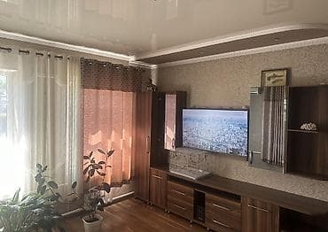 Продаю большой кирпичный дом.Площадь дома 96 кв.м. Большой зал,3