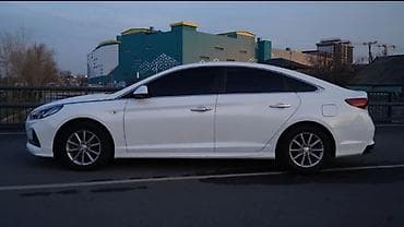 Продажа авто: Hyundai Sonata: 2019 г., 2 л, Автомат, Газ, Седан — 4