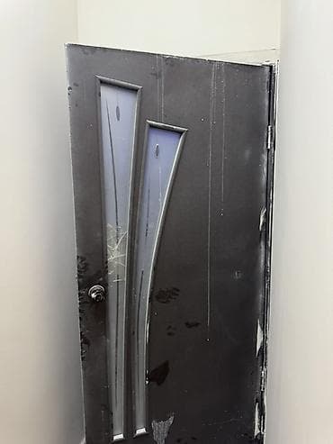 Ички жасалга: Б/у меж ком. 
Двери 90*2000 
2шт по 500 — 1