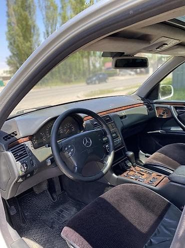 legion 7: Mercedes-Benz E-Class: 2001 г., 3.2 л, Автомат, Бензин, Седан — 4