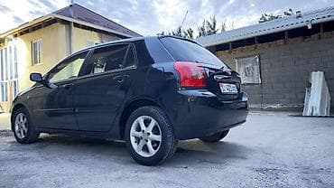 Унаа сатуу: Toyota Corolla: 2002 г., 1.6 л, Кол менен иштөөчү, Бензин, Хетчбек — 3