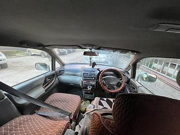 митсубиси спейс стар: Mitsubishi Chariot: 1995 г., Минивэн — 8