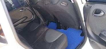 багажник спада: Honda Fit: 2003 г., 1.5 л, Автомат, Бензин, Хэтчбэк — 8