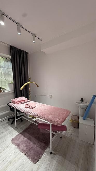 помошник парикмахера: Аренда кабинетов в салонах красоты, 11 м², Для бровиста, Для визажиста, Для лешмейкера — 2