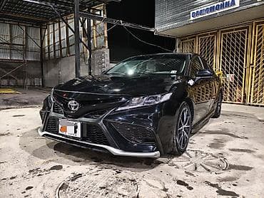 s 221: Toyota Camry: 2021 г., 2.5 л, Автомат, Бензин, Седан — 2
