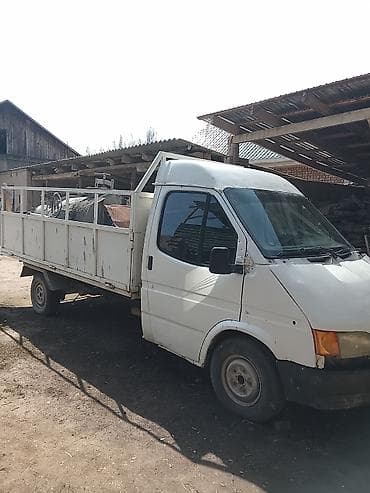 чемодан в багажник авто: Легкий грузовик, Ford, Стандарт — 1