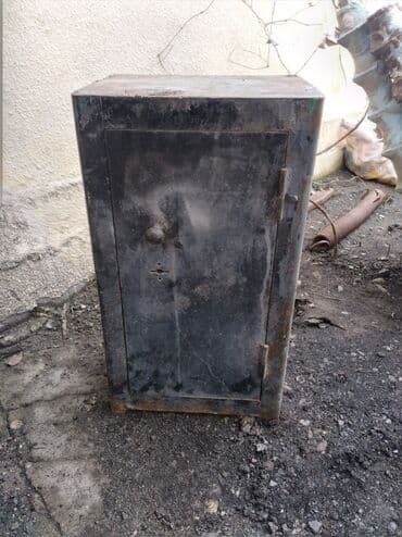 набор ложка: Продаю сейф высота 64 ширина 36.05 — 1