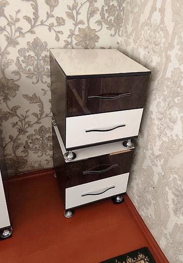 Брусчатка, тротуарная плитка: Прикроватная тумба, Б/у, Без зеркала, ЛДСП, Платная доставка — 3