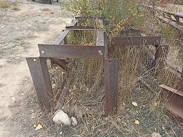 Металлоконструкции и стальной прокат Описание: - Сварные рамы/фермы