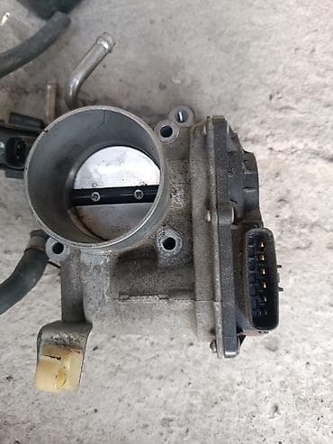 динамики камри: Дроссельная заслонка Toyota — 2