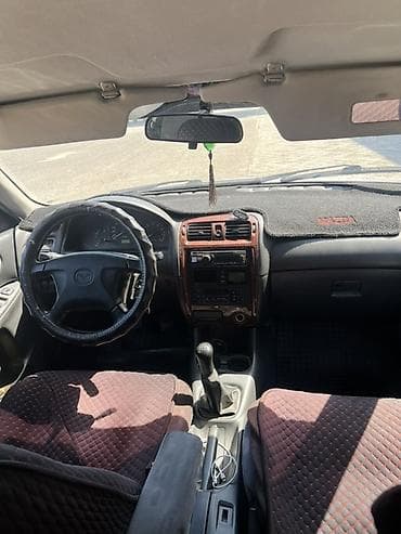 126 кузов: Mazda 626: 1997 г., Механика, Бензин, Хэтчбэк — 5