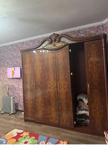 Спальные гарнитуры: Спальный гарнитур, Б/у, Двухъярусная кровать, Шкаф, Трюмо, Дерево, Самовывоз, цвет - Коричневый — 2