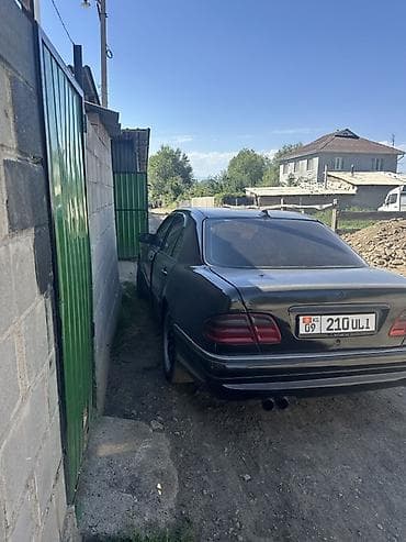 Mercedes-Benz E-Class: 1998 г., 3.2 л, Автомат, Бензин, Седан — 3