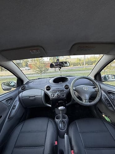 Toyota: Toyota Vitz: 2001 г., 0.1 л, Автомат, Бензин — 9