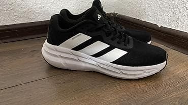 ош обув: Кроссовки для бега adidas Adistar (модель с фирменными тремя — 3