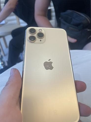 IPhone 11 Pro, Б/у, 256 ГБ, Золотой, Чехол, 87 % at lalafo.kg IPhone 11 Pro, Б/у, 256 ГБ, Золотой, Чехол, 87 %