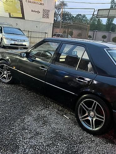 дверные карты мерс 124: Mercedes-Benz W124: 1994 г., Автомат, Бензин, Седан — 1