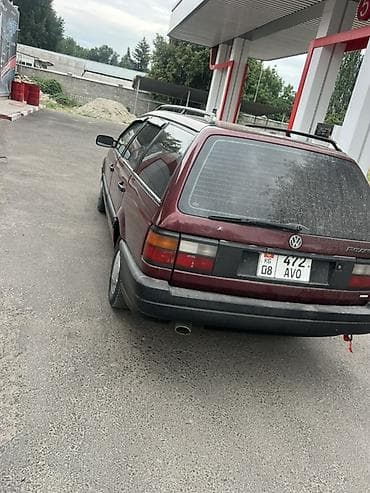 Volkswagen Passat Variant: 1994 г., Универсал