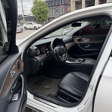 мерседес петровка: Mercedes-Benz E-Class: 2019 г., 2 л, Автомат, Дизель, Седан — 7