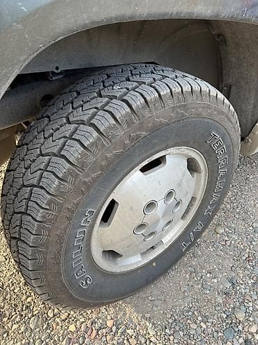 с нижний норус: Isuzu Bighorn: 1992 г., Автомат, Газ, Внедорожник — 5