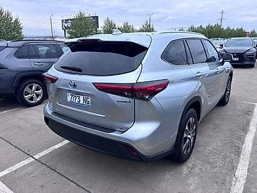 хайлендер гибрид 2021: Toyota Highlander: 2021 г., 2.5 л, Автомат, Гибрид, Кроссовер — 3