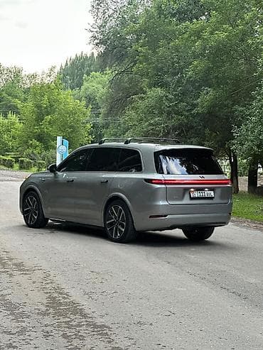 audi 2 3: Lixiang L9: 2023 г., 1.5 л, Автомат, Электромобиль, Кроссовер — 5
