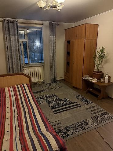 70 сом: Сдается двухэтажный дом на долгий срок. Первый этаж кухня и санузел — 6