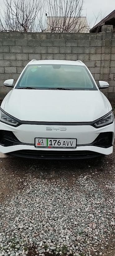 BYD E2: 2024 г., 1.6 л, Автомат, Электромобиль, Кроссовер