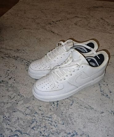 on cloud кроссовки женские: Мужские кроссовки, 42, 42.5, Nike, Б/у, цвет - Белый, Платная доставка — 1
