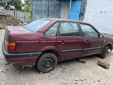 козерог виш: Volkswagen Passat: 1979 г., Седан — 3