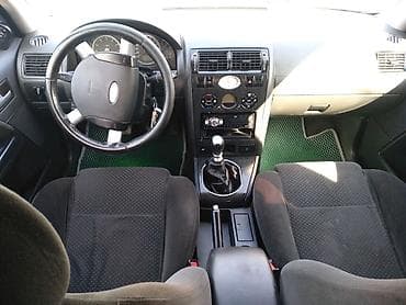 форд мондео 1: Ford Mondeo: 2002 г., 1.8 л, Механика, Бензин, Хэтчбэк — 4