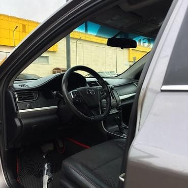 для камри: Toyota Camry: 2017 г., Автомат — 5