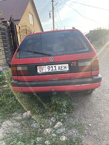 девятка 99: Volkswagen Passat: 1990 г., 1.8 л, Механика, Бензин, Универсал — 4